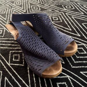 Dansko Tan and Blue Leather sandals